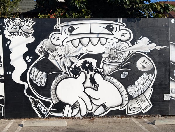 A traveler's photo spot in Arlington Heights, Los Angeles