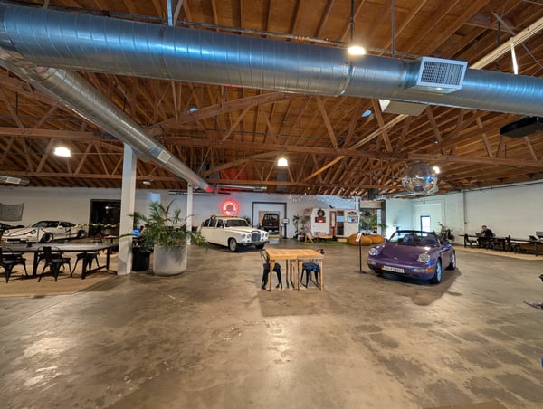 A traveler's photo spot in Sawtelle, Los Angeles