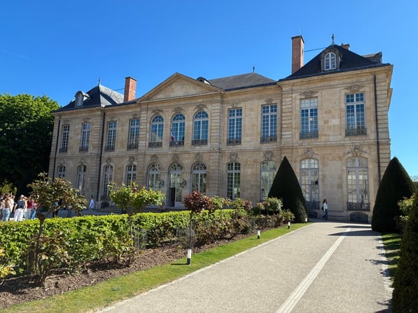 A traveler's photo spot in Quartier des Invalides, Paris