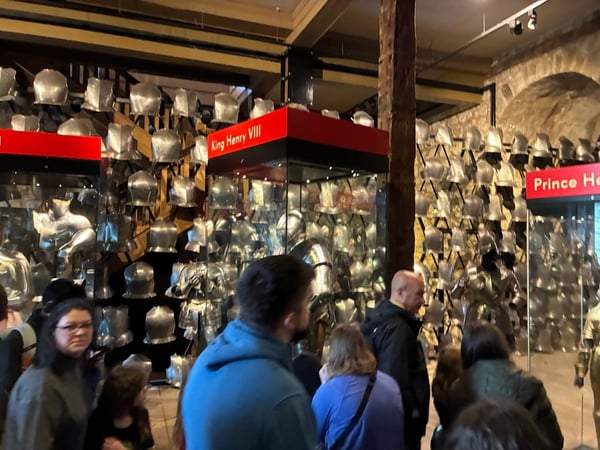 A traveler's photo spot in Tower Hill, London