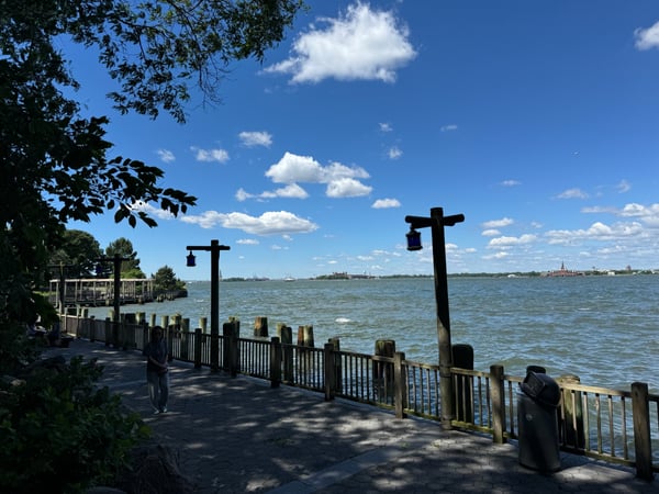 A traveler's photo spot in New York City